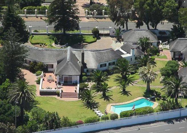 11 Bedroom Property for Sale in Milnerton Western Cape